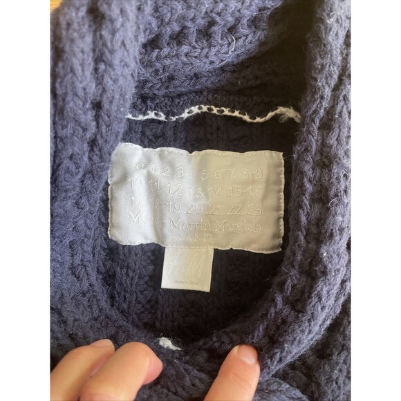 Maison Martin Margiela x H&M Navy Blue 100% Wool Sweater (RARE) - Picture 2 of 7